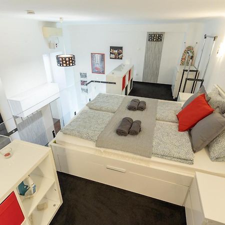 Bright & Shine Apartment Budapest Exterior photo